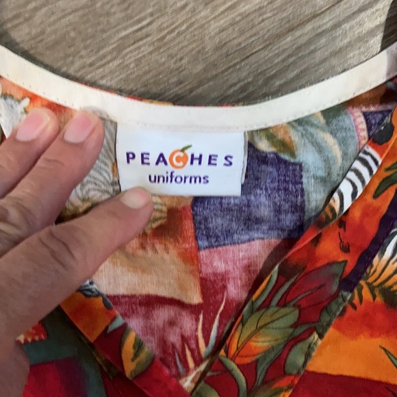 Scrub top - Picture 2 of 2